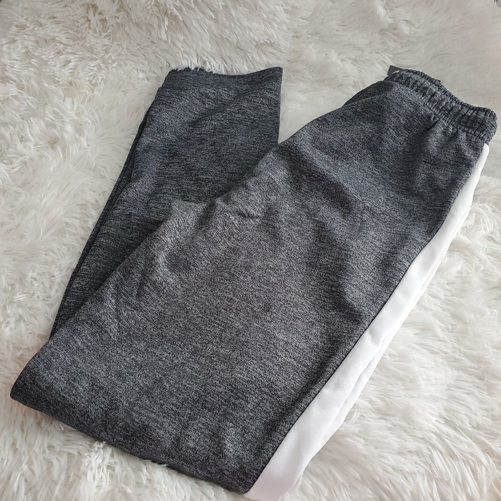 Children's Place Sport Boy's Size L (10-12) Thermal Fabric Joggers